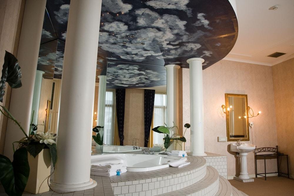 เฟลตเชอร์ โฮเต็ล ปาแลส สตัดเฮาเดอร์ไลก์โฮฟ Hotel ลีวาร์เดิน ภายนอก รูปภาพ